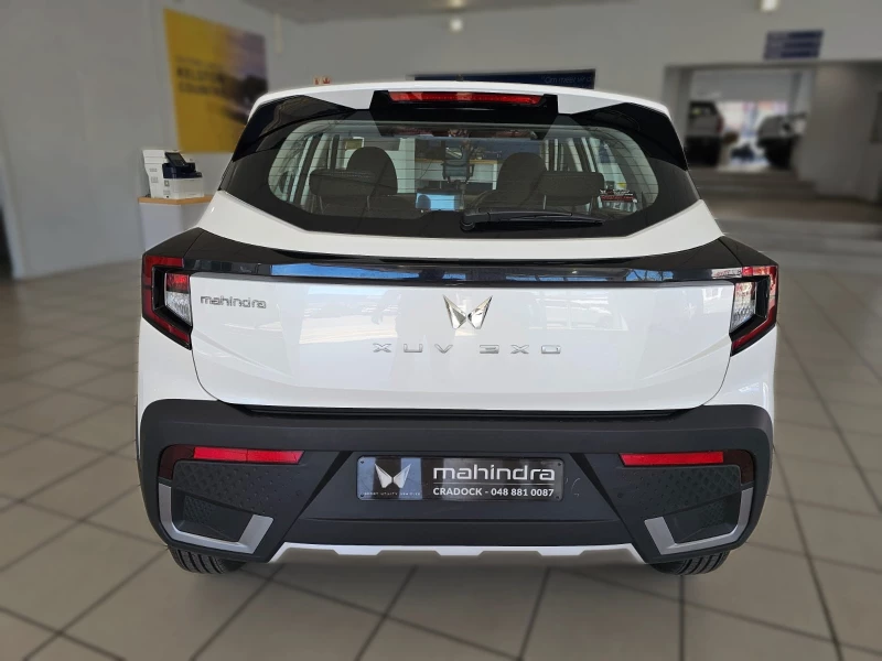 MAHINDRA XUV3X0 1.2T MX2 MT