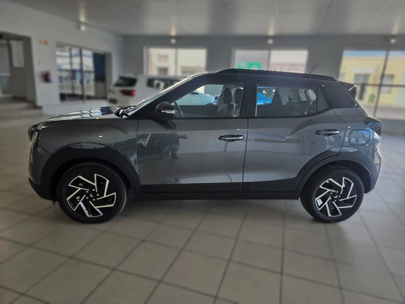 MAHINDRA XUV3X0 1.2T AX7L AT