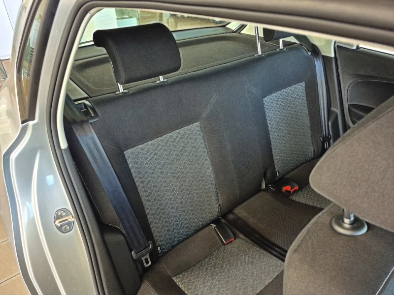 VOLKSWAGEN POLO VIVO 1.6 77KW LIFE TIPTRONIC