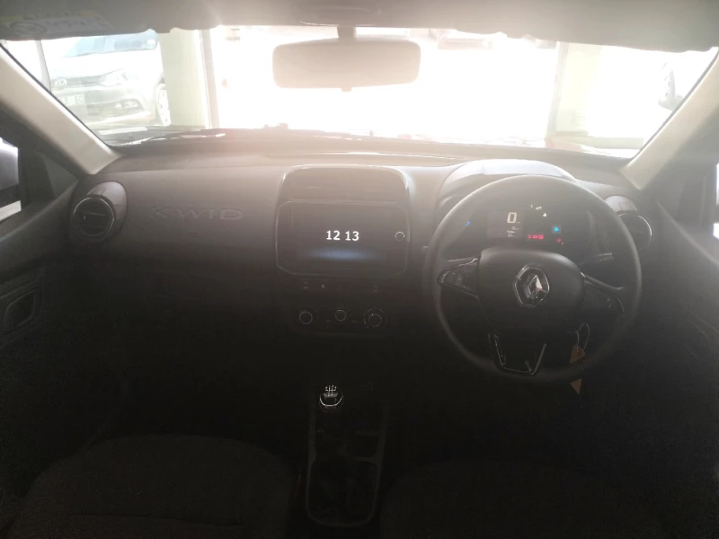 RENAULT KWID 1.0L TECHNO