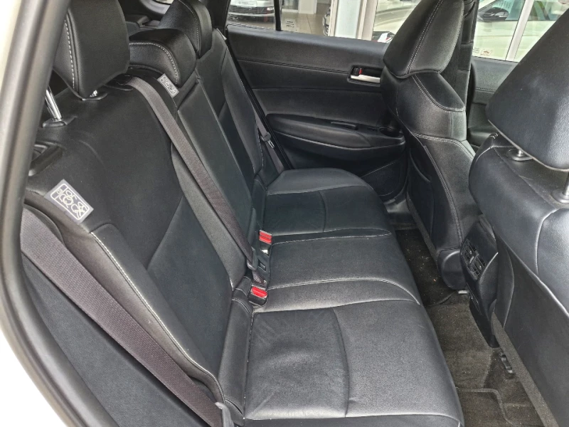 2025 Toyota Corolla Cross 2002 - On 18 Xr Hybrid Cvt