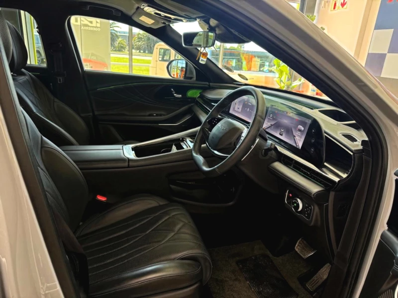 2025 OMODA C9 AWD EXPLORE