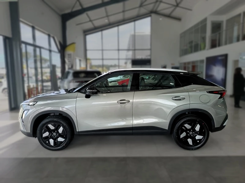 OMODA C5 HEV