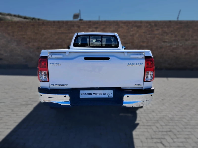 TOYOTA  HILUX SC 24GD6 4X4 RAI 6MT