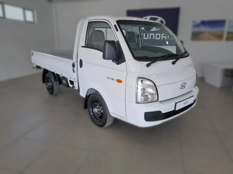 HYUNDAI H100 BAKKIE 2.6 SKD AC DECK F/L