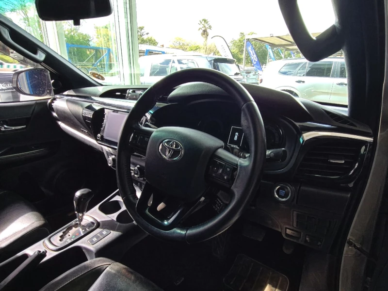 2020 Toyota Hilux Double Cab 2.8 Gd-6 4x4 Legend 50 6at