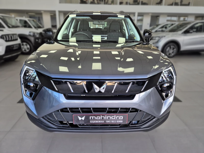 MAHINDRA XUV3X0 1.2T AX5 MT