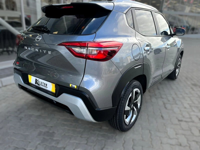 2025 Nissan Magnite 10 Visia