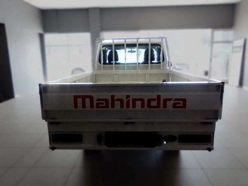 MAHINDRA PIK UP 22 MHAWK SC 4X2 MT S4 DROPSIDE AC