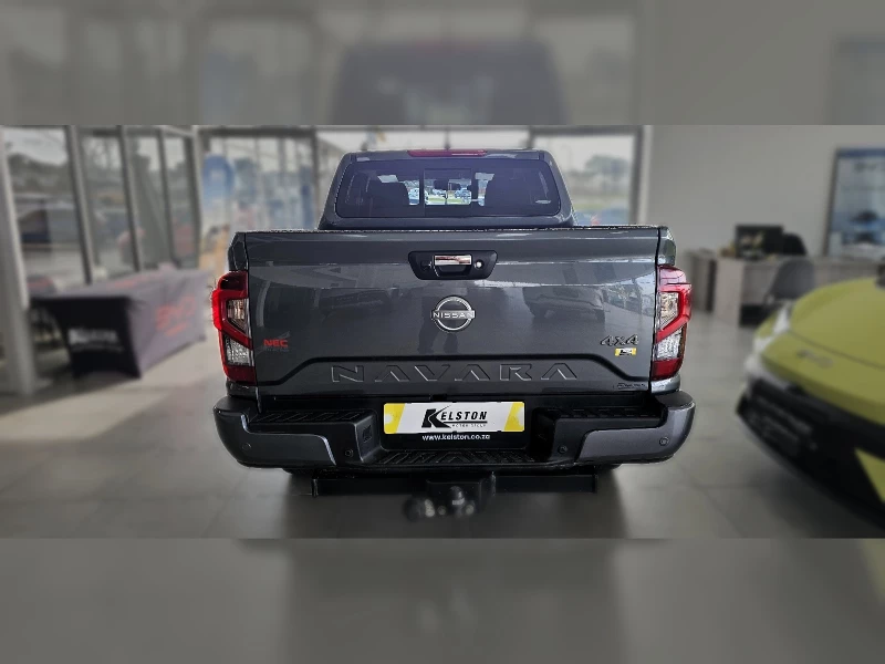 2025 Nissan  Navara 25ddti Le 4x4 Automatic D/c P/u