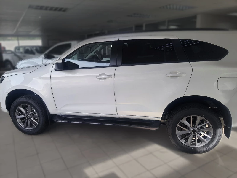 ISUZU 3.0 DDI MU-X 4X2 LS A/T