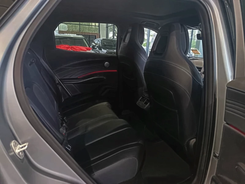 OMODA C7 SHS