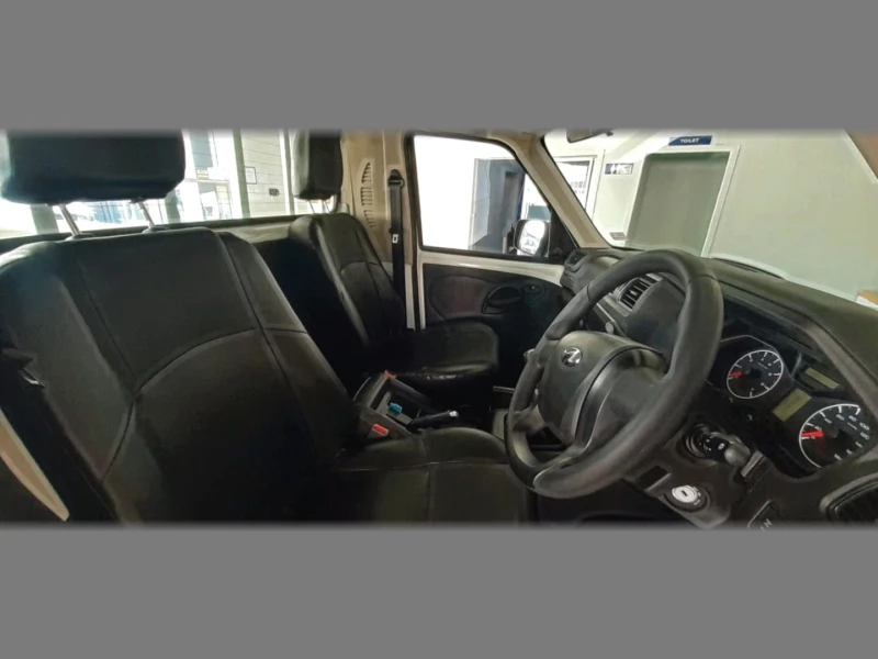 MAHINDRA PIK UP 22 MHAWK SC 4X2 MT S4 DROPSIDE AC