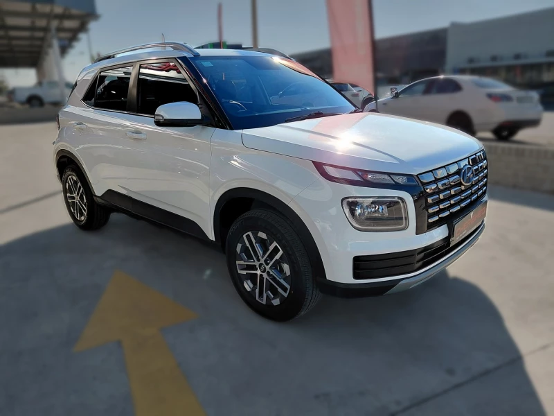 2023 HYUNDAI  VENUE 10 FLUID MT MY 22