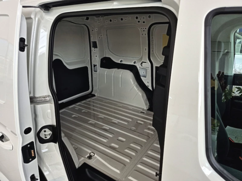 VOLKSWAGEN CADDY CARGO 1.6I 81KW