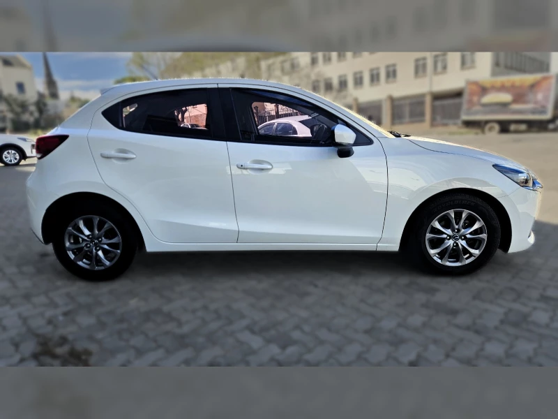 2021 Mazda  Mazda2 15l Dynamic 6mt 5 Door My15