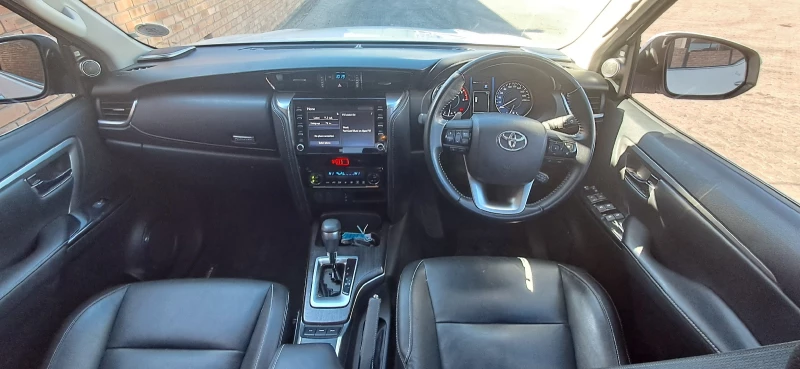 2022 Toyota Fortuner 28gd-6 Vx At