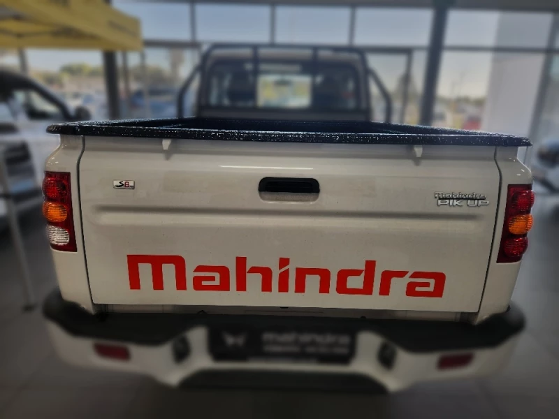 MAHINDRA PIK UP 2.2 MHAWK SC 4X2 MT S6 REFRESH