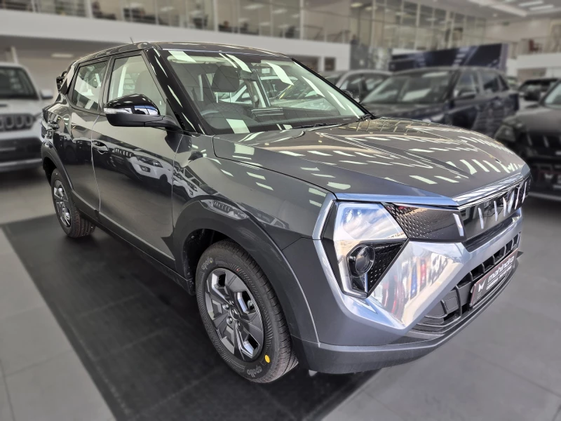 MAHINDRA XUV3X0 1.2T MX3 MT