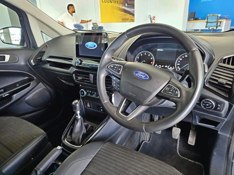 2023 Ford 1.0 Ecoboost Titanium 6mt