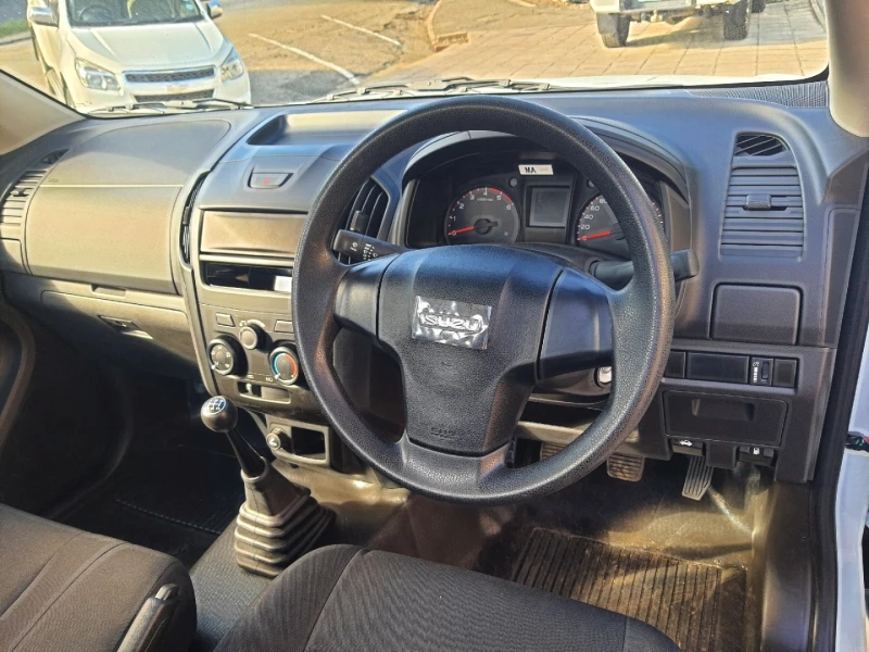 ISUZU D-MAX 250C SINGLE CAB BASE 58KW