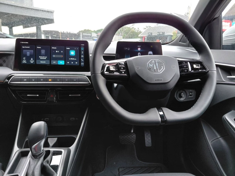 MG MG3 1.5L AT DELUX