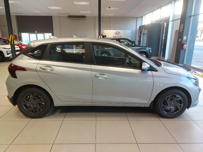HYUNDAI I20 1.4 PREMIUM AT MY24