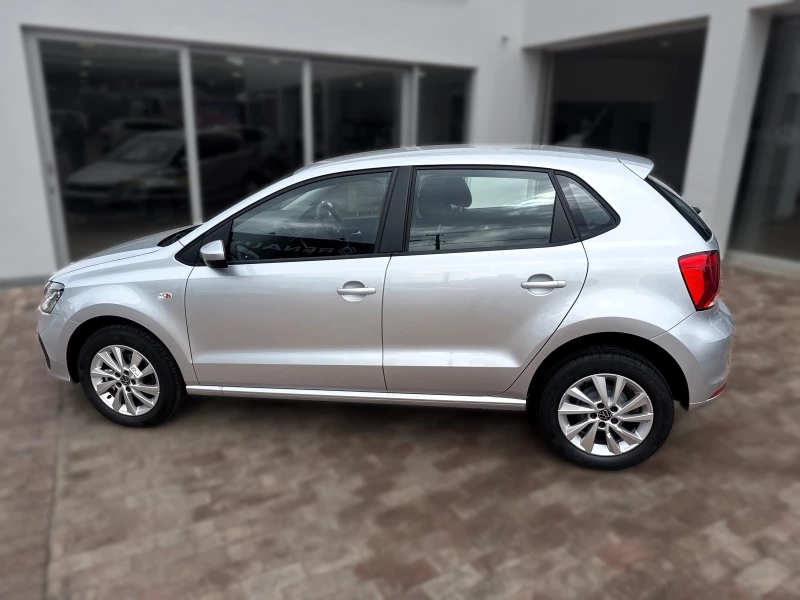VOLKSWAGEN POLO VIVO 1.6 77KW LIFE TIPTRONIC