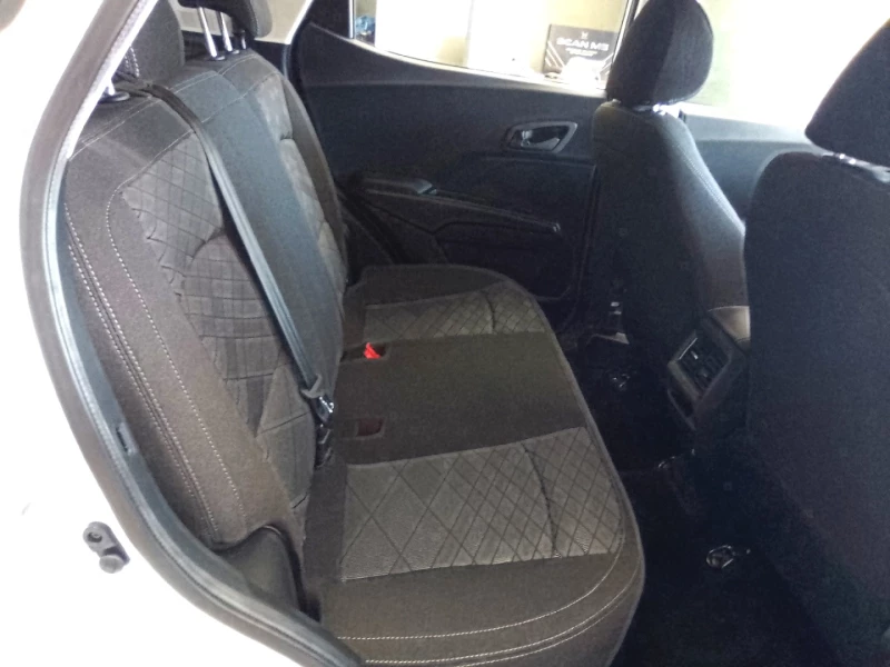 MAHINDRA XUV3X0 1.2T MX2 MT