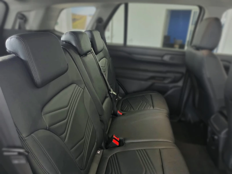 FORD EVEREST 2.0L SIT ACTIVE 4X2 10AT