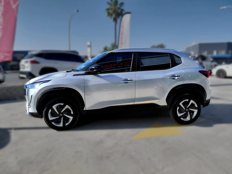 2025 Nissan Magnite 10 Visia