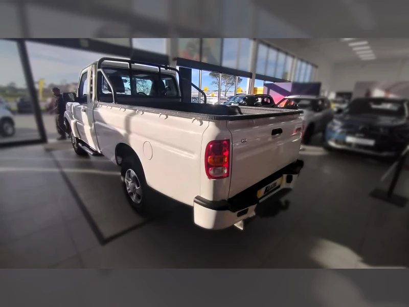 2024 Mahindra Pik Up 2.2 Mhawk Sc 4x2 Mt S6 Refresh