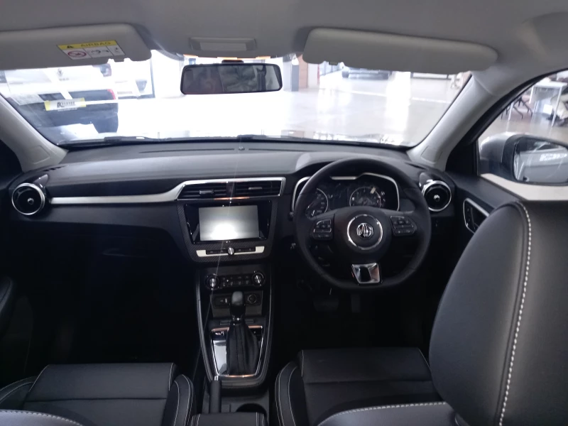 MG ZS 1.5 LUXURY A/T