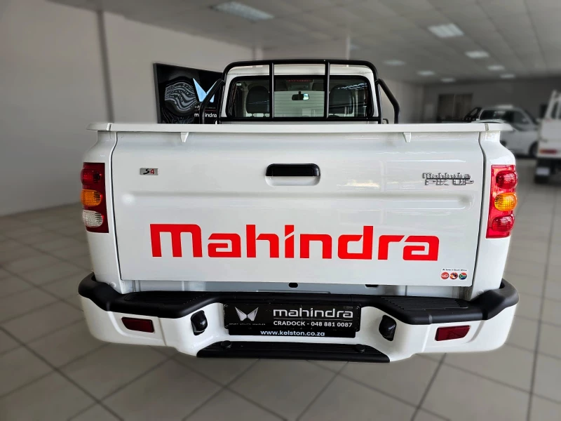 MAHINDRA PIK UP 2.2 MHAWK SC 4X2 S4 REFRESH AIRCON
