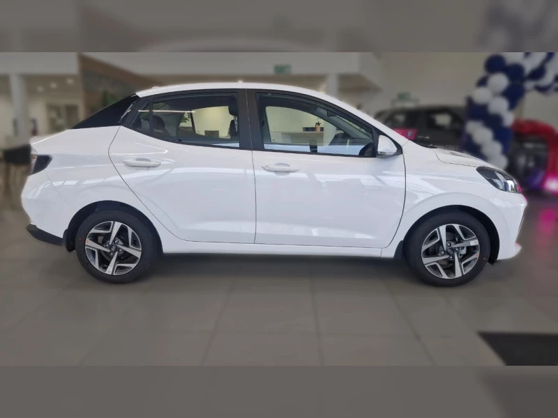 HYUNDAI GRAND I10 12 EXECUTIVE SEDAN
