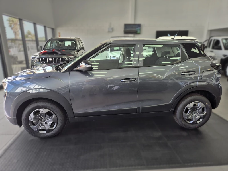 MAHINDRA XUV3X0 1.2T MX2 MT