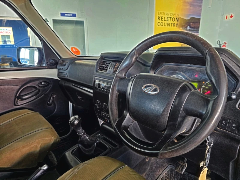 2024 Mahindra Pik Up 2.2 Mhawk Sc 4x2 Mt S4 Aircon