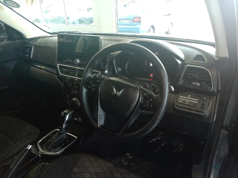 2026 Mahindra Xuv3x0 1.2t Mx3 At