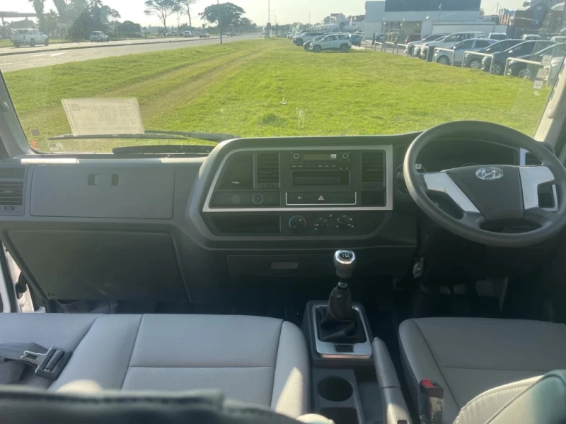 HYUNDAI EX-8 LWB DROPSIDE