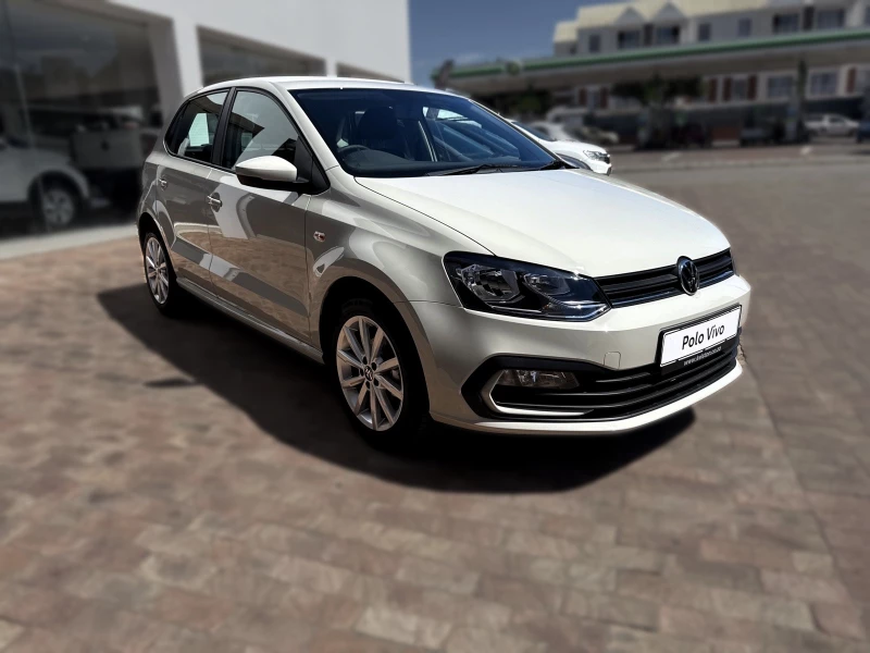 VOLKSWAGEN POLO VIVO 1.6 77KW STYLE