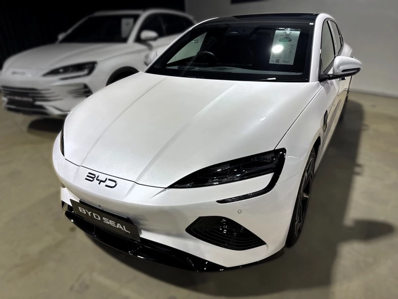 BYD SEAL PERFORMANCE AWD