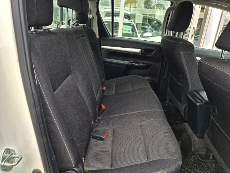 2023 Toyota Hilux Double Cab 2.4 Gd-6 4x4 Raider Mt