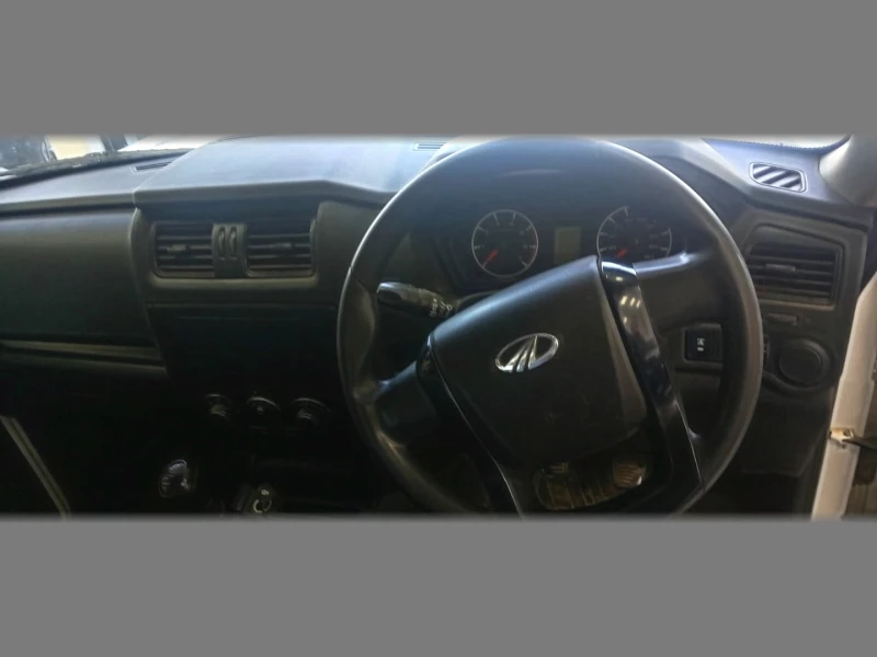 2023 Mahindra Pik Up 2.2 Mhawk Sc 4x2 S4 Refresh Aircon