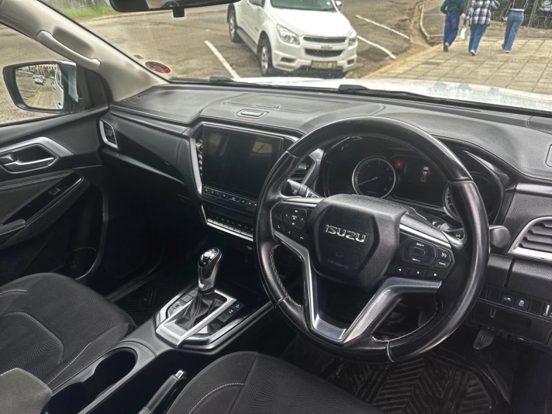 2023 Isuzu 3.0 Ddi E/cab Hr Lse A/t