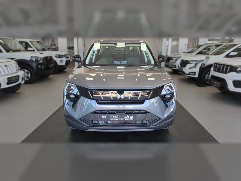 MAHINDRA XUV3X0 1.2T MX3 AT