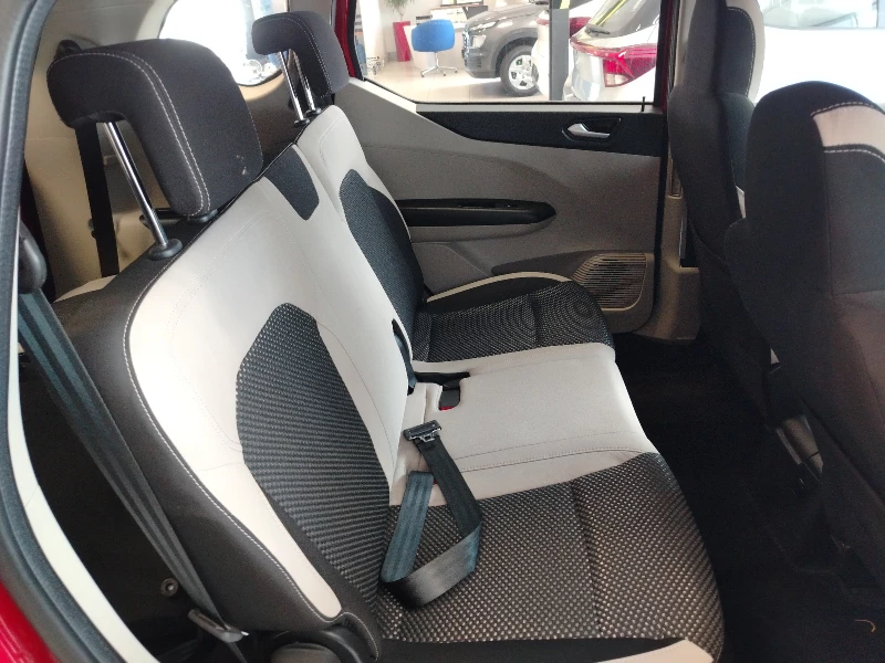 2022 Renault  Triber Prestige Amt My21