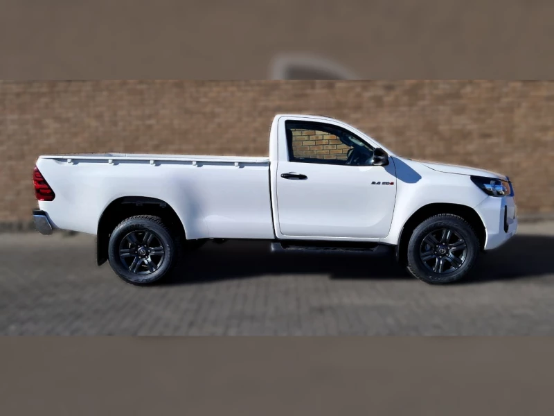 TOYOTA HILUX SINGLE CAB 2.4 GD-6 RB RAIDER 6MT 