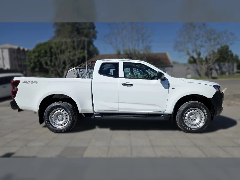 ISUZU 1.9 DDI E/CAB 4X4 L