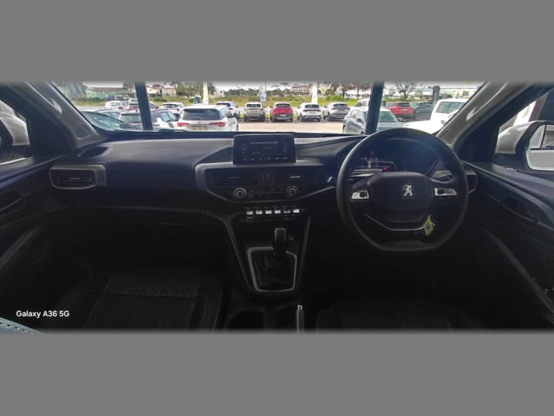 PEUGEOT LANDTREK DOUBLE CAB 1.9D ACTIVE 4X4 MT