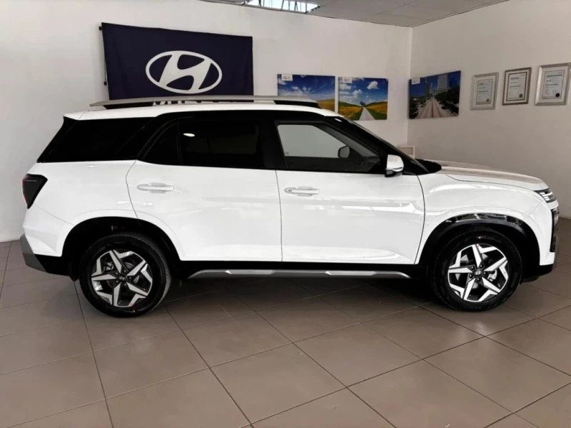 HYUNDAI ALCAZAR 2.0 EXECUTIVE AT 7STR